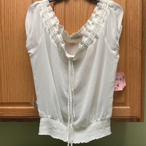 NWT Flutterbye sheer blouse sz M